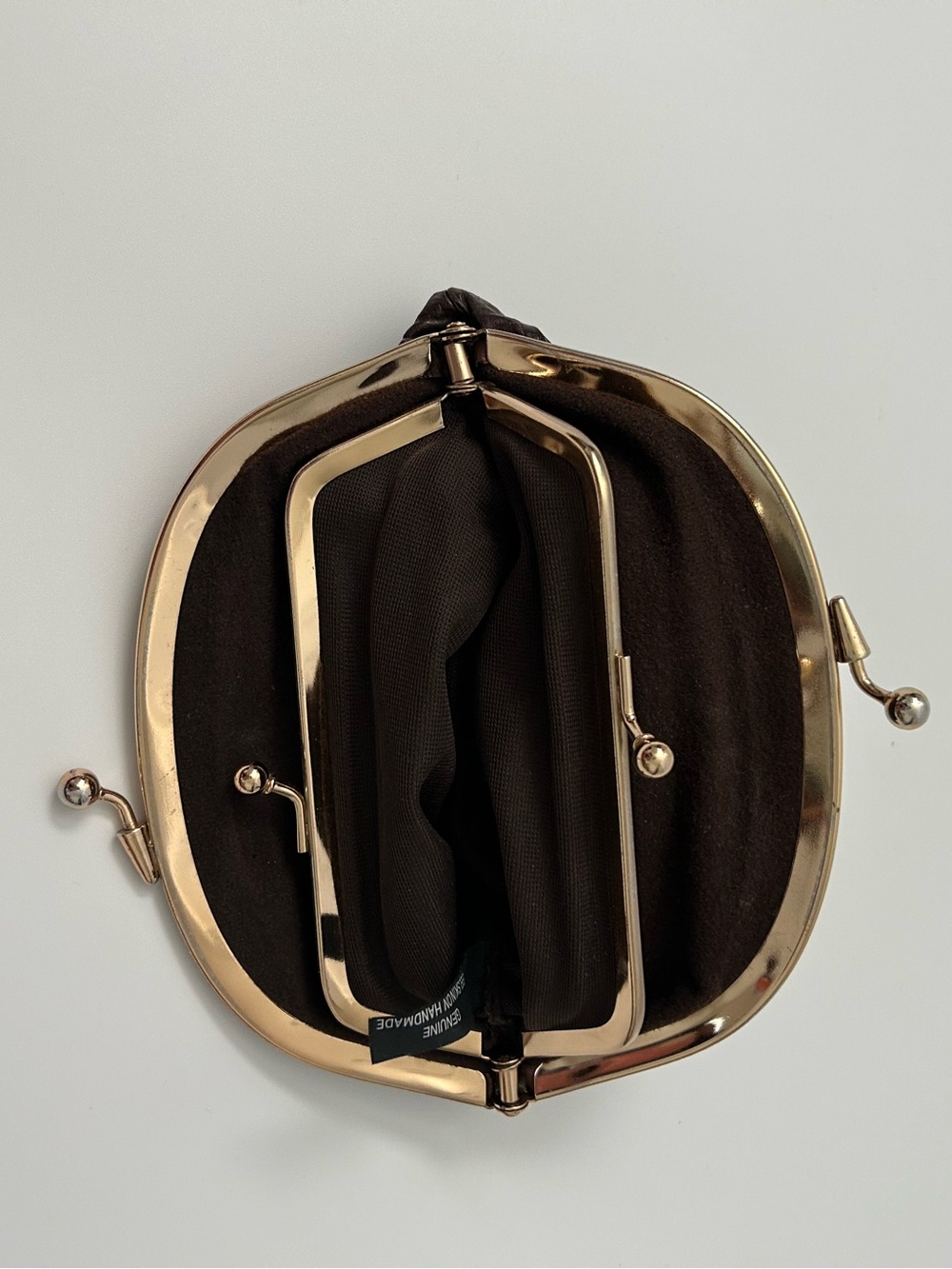 VTG Genuine Eel Skin Double Kiss Lock Coin Change Purse
Brown Burgundy Gold - Picture 7 of 10